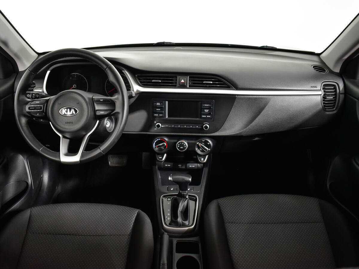 Kia Rio с пробегом — 2020 год. Фото: #11