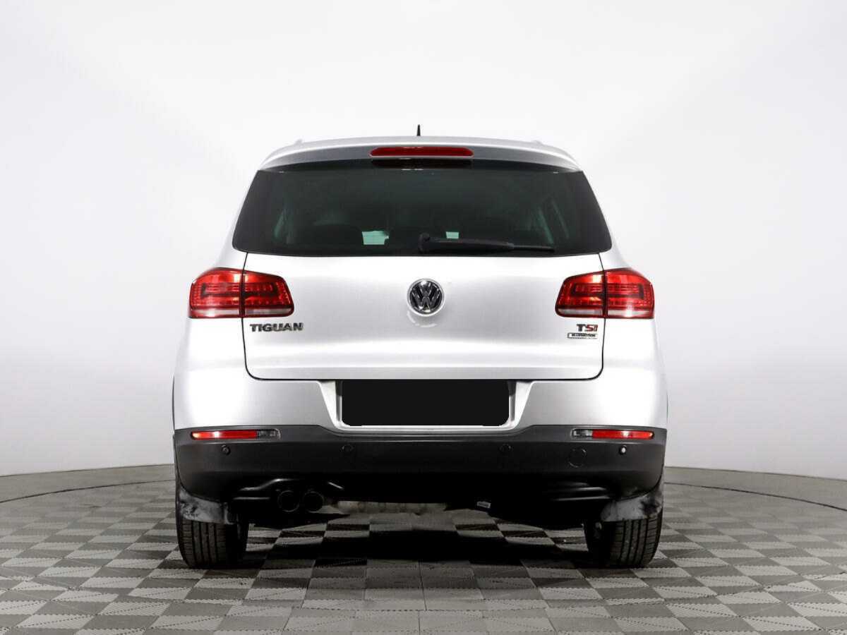 Volkswagen Tiguan с пробегом — 2016 год. Фото: #4