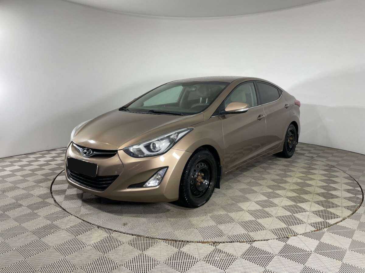 Hyundai Elantra с пробегом — 2014 год. Посмотреть фото
