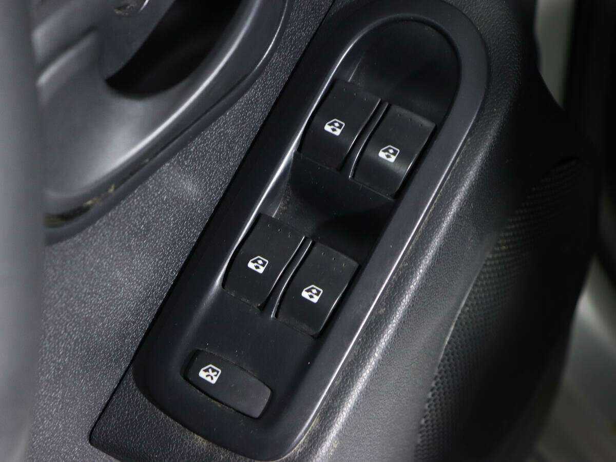 Renault Duster с пробегом — 2012 год. Фото: #14