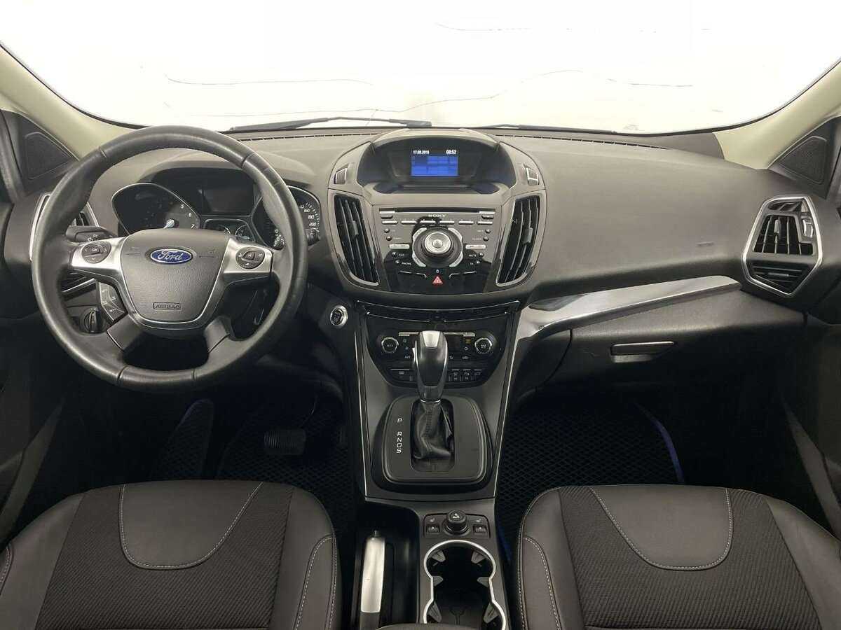 Ford Kuga с пробегом — 2015 год. Фото: #5