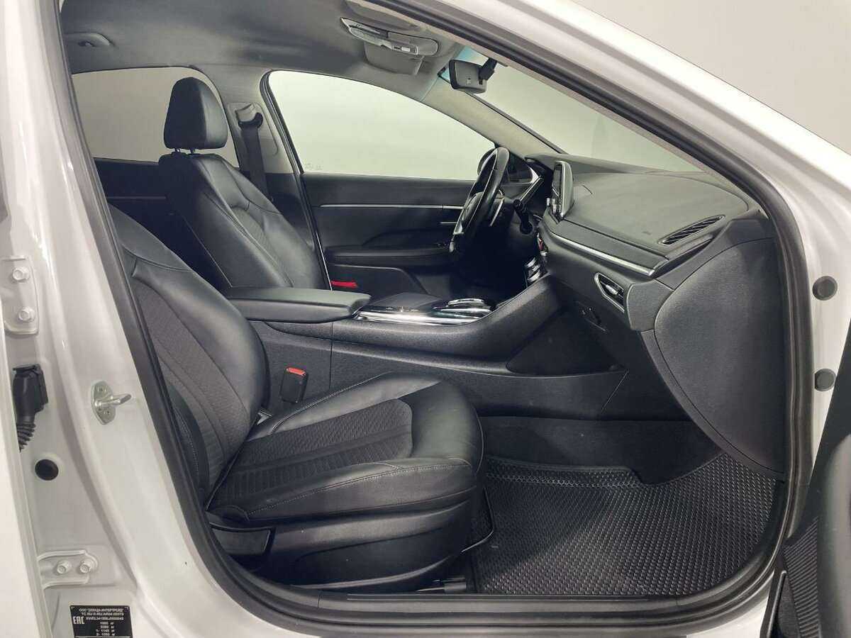 Hyundai Sonata с пробегом — 2019 год. Фото: #13