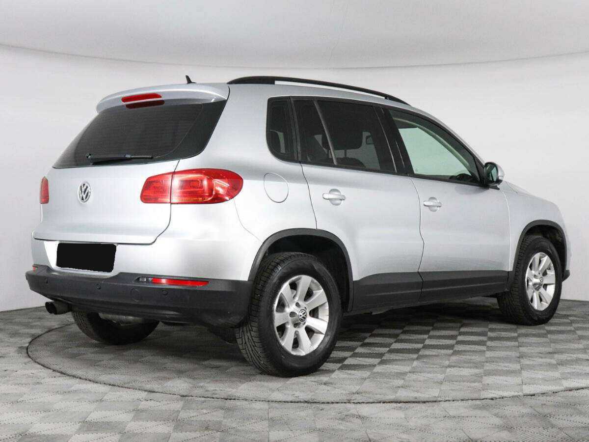 Volkswagen Tiguan с пробегом — 2012 год. Фото: #4