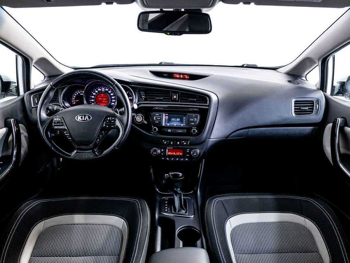 Kia Ceed с пробегом — 2016 год. Фото: #8