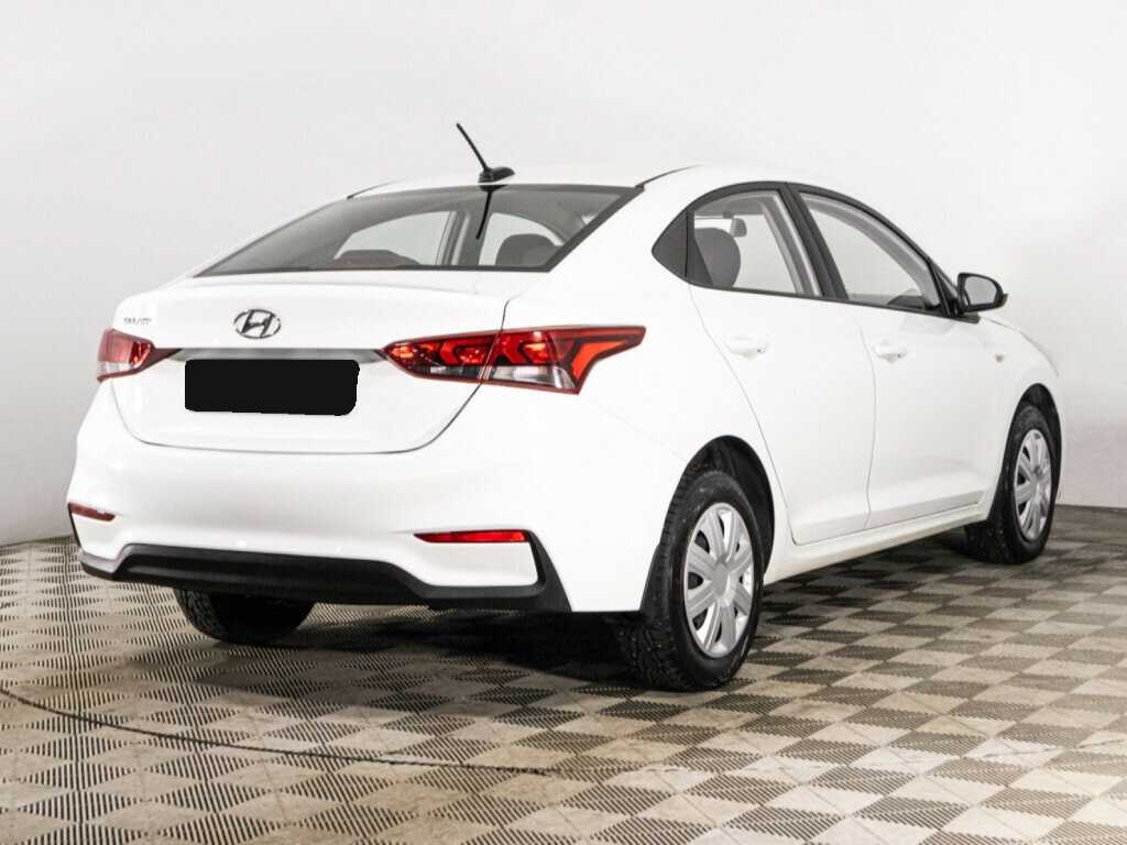Hyundai Solaris с пробегом — 2018 год. Фото: #4