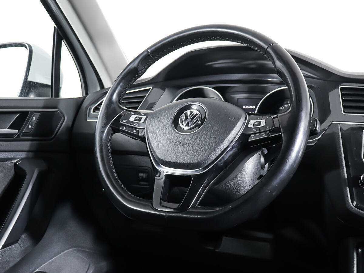 Volkswagen Tiguan с пробегом — 2017 год. Фото: #14