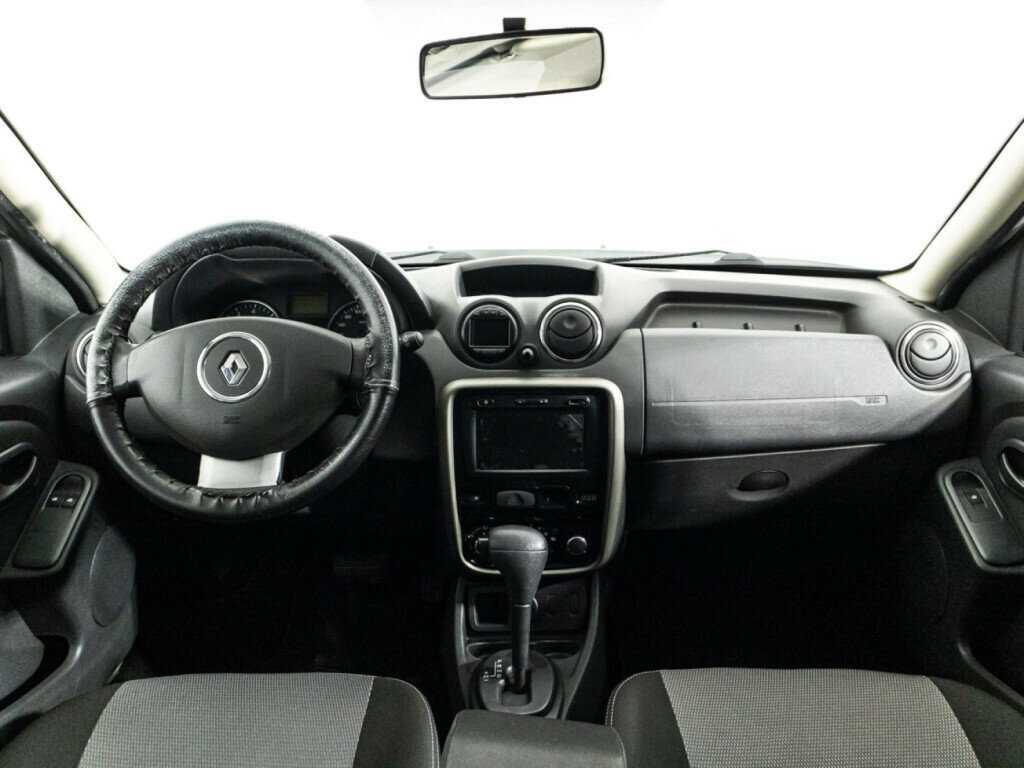 Renault Duster с пробегом — 2015 год. Фото: #12