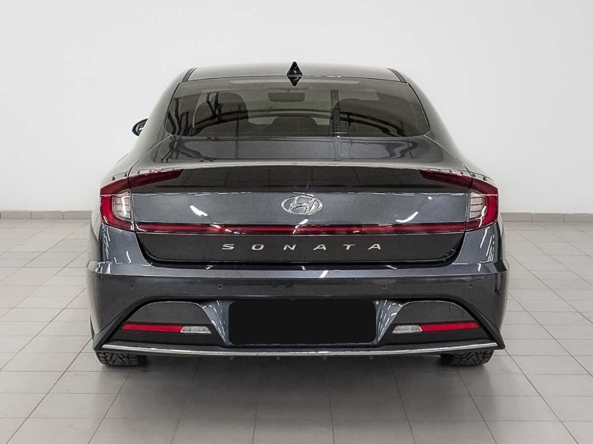Hyundai Sonata с пробегом — 2021 год. Фото: #5