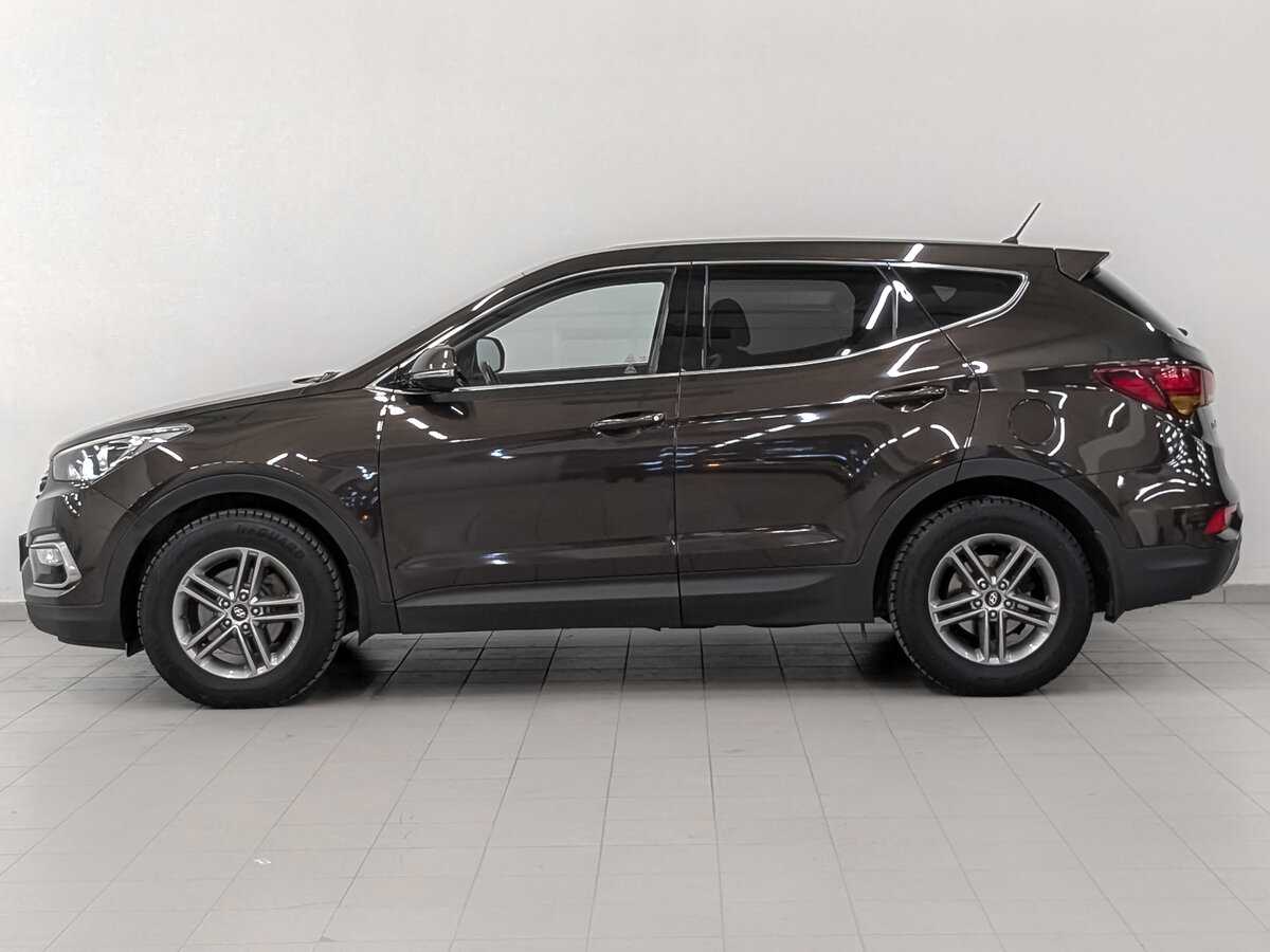 Hyundai Santa Fe с пробегом — 2015 год. Фото: #7