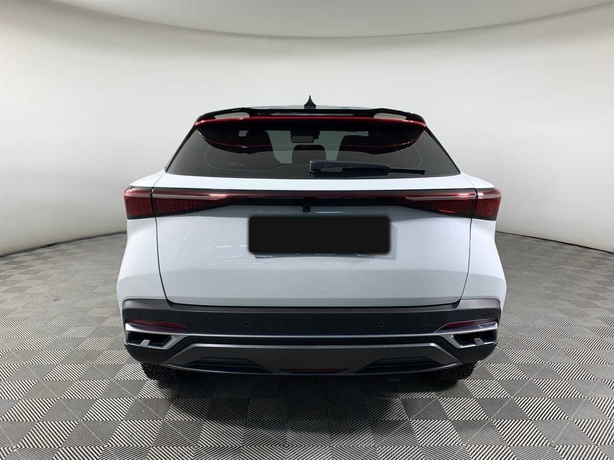 OMODA C5 с пробегом — 2023 год. Фото: #5