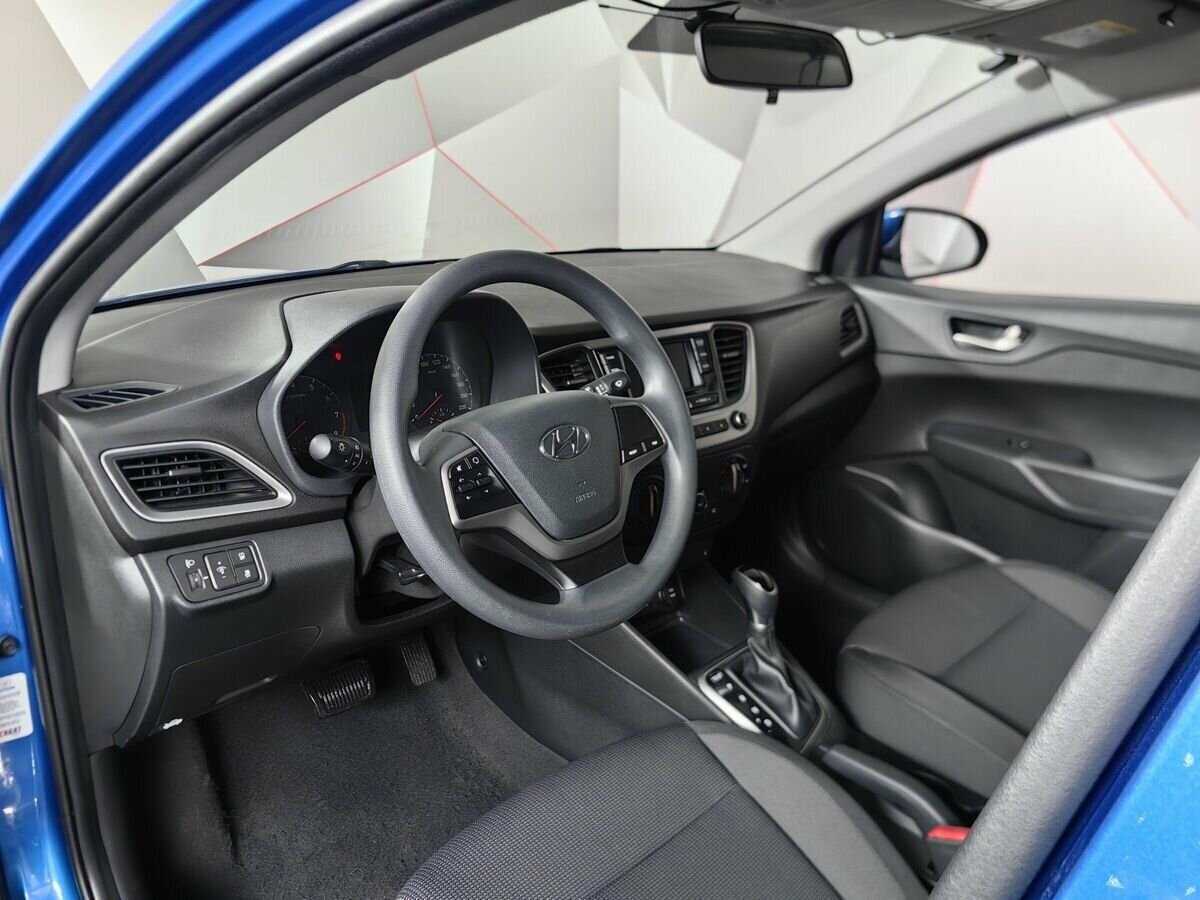 Hyundai Solaris с пробегом — 2017 год. Фото: #12