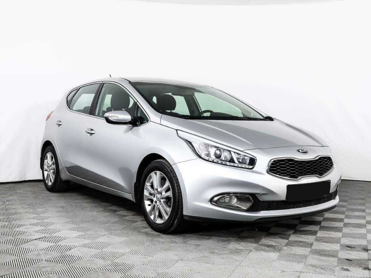 Kia Ceed с пробегом — 2013 год. Фото: #2