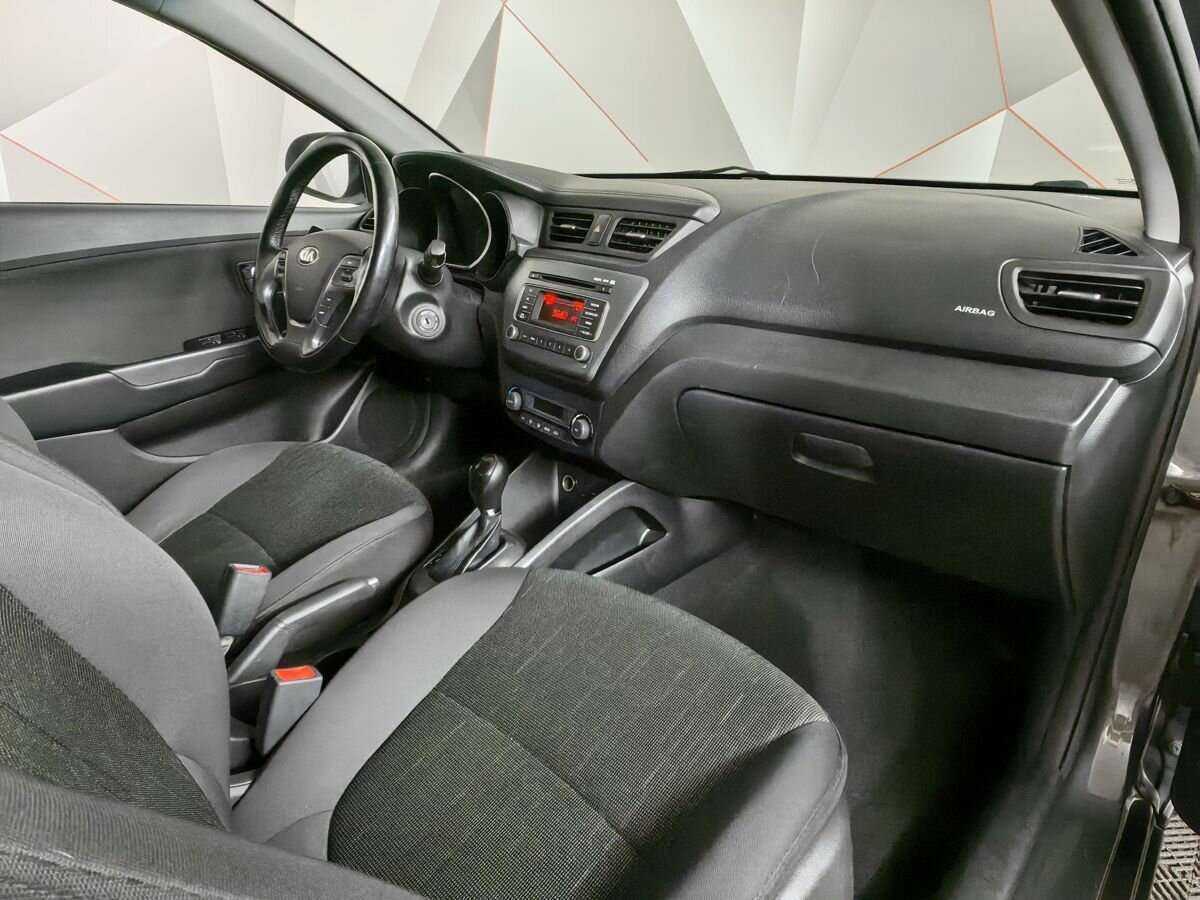 Kia Rio с пробегом — 2015 год. Фото: #8