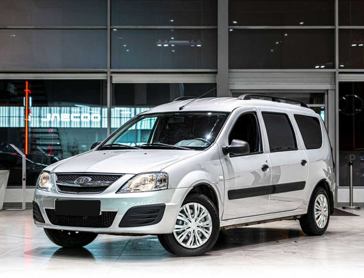 Lada (ВАЗ) Largus с пробегом — 2018 год. Посмотреть фото