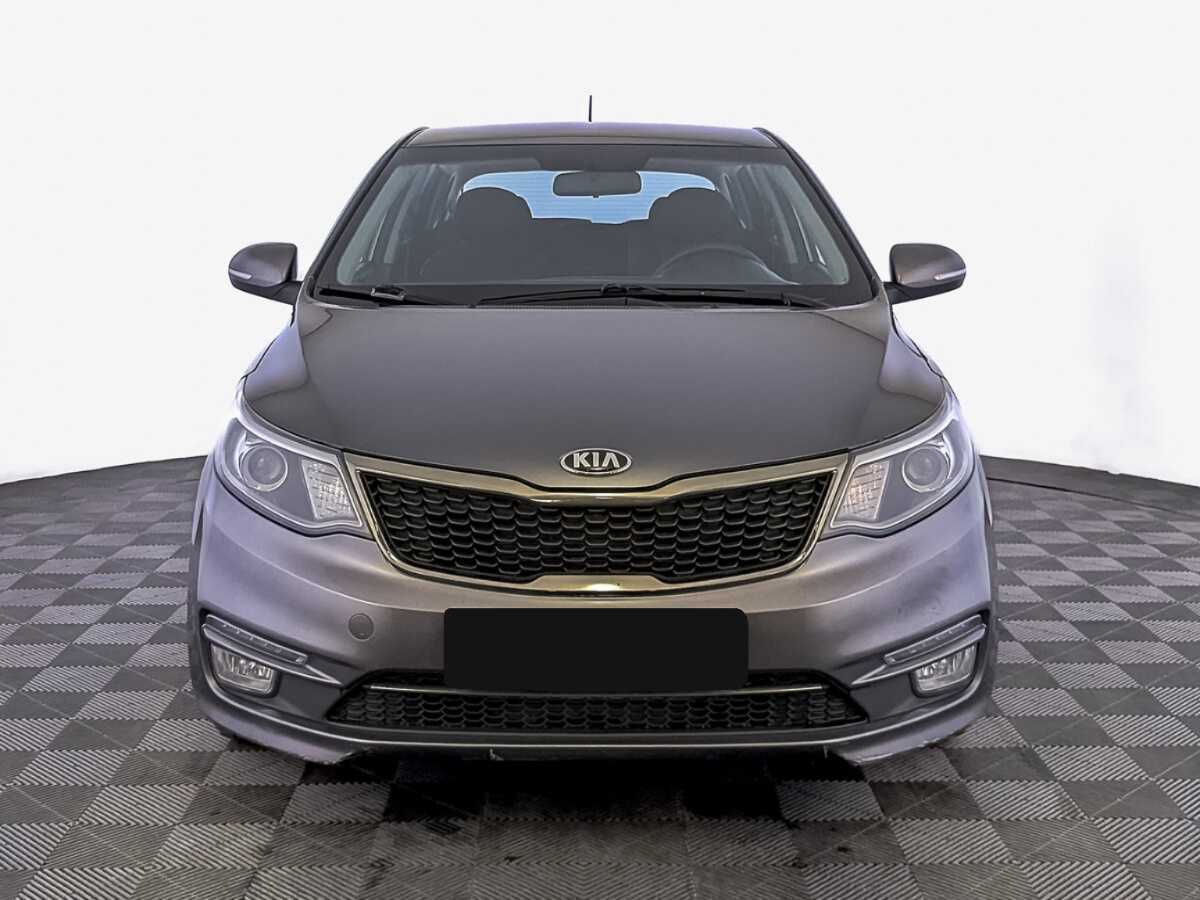 Kia Rio с пробегом — 2016 год. Фото: #1