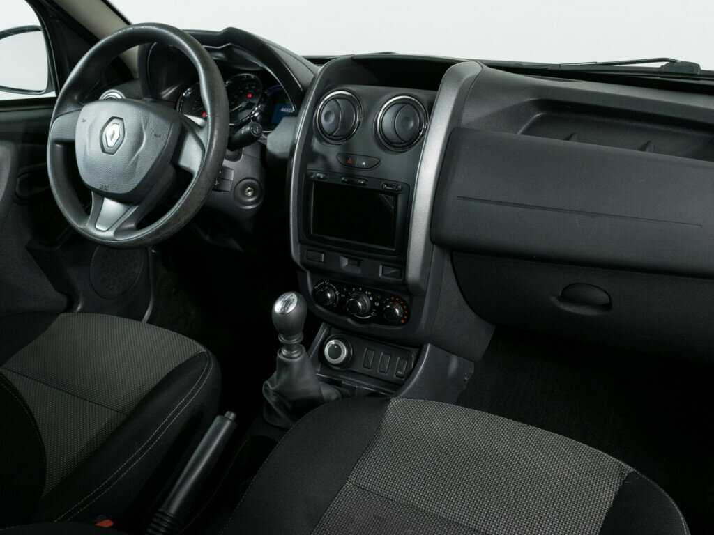 Renault Duster с пробегом — 2016 год. Фото: #7