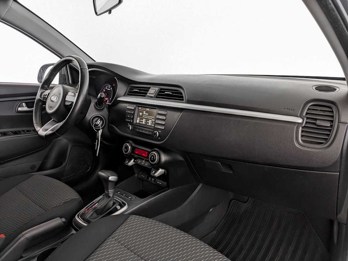 Kia Rio с пробегом — 2019 год. Фото: #8