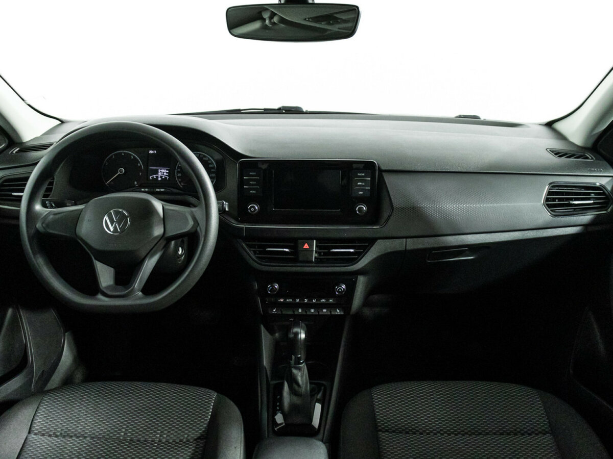 Volkswagen Polo с пробегом — 2021 год. Фото: #12