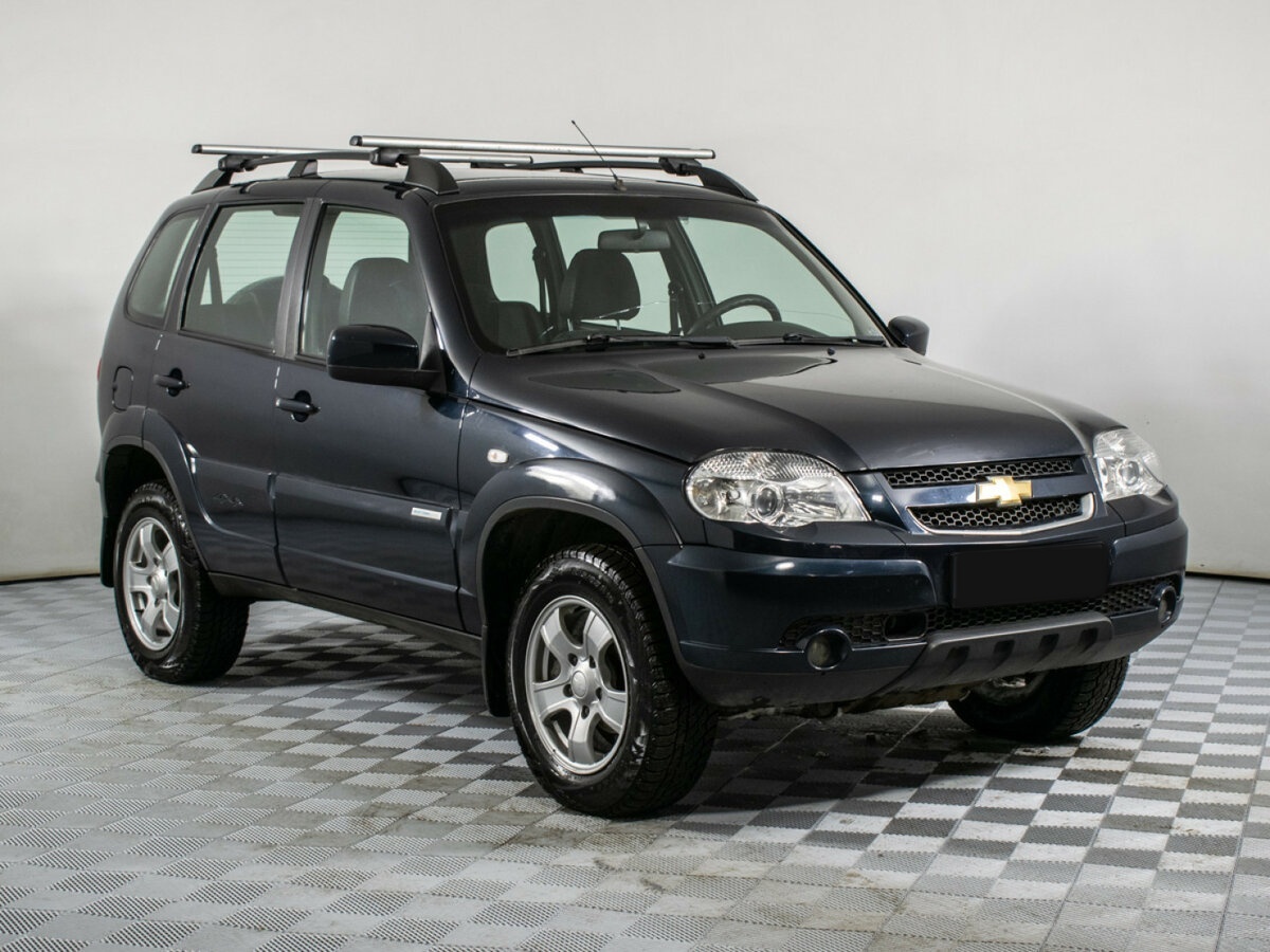 Chevrolet Niva с пробегом — 2012 год. Фото: #2