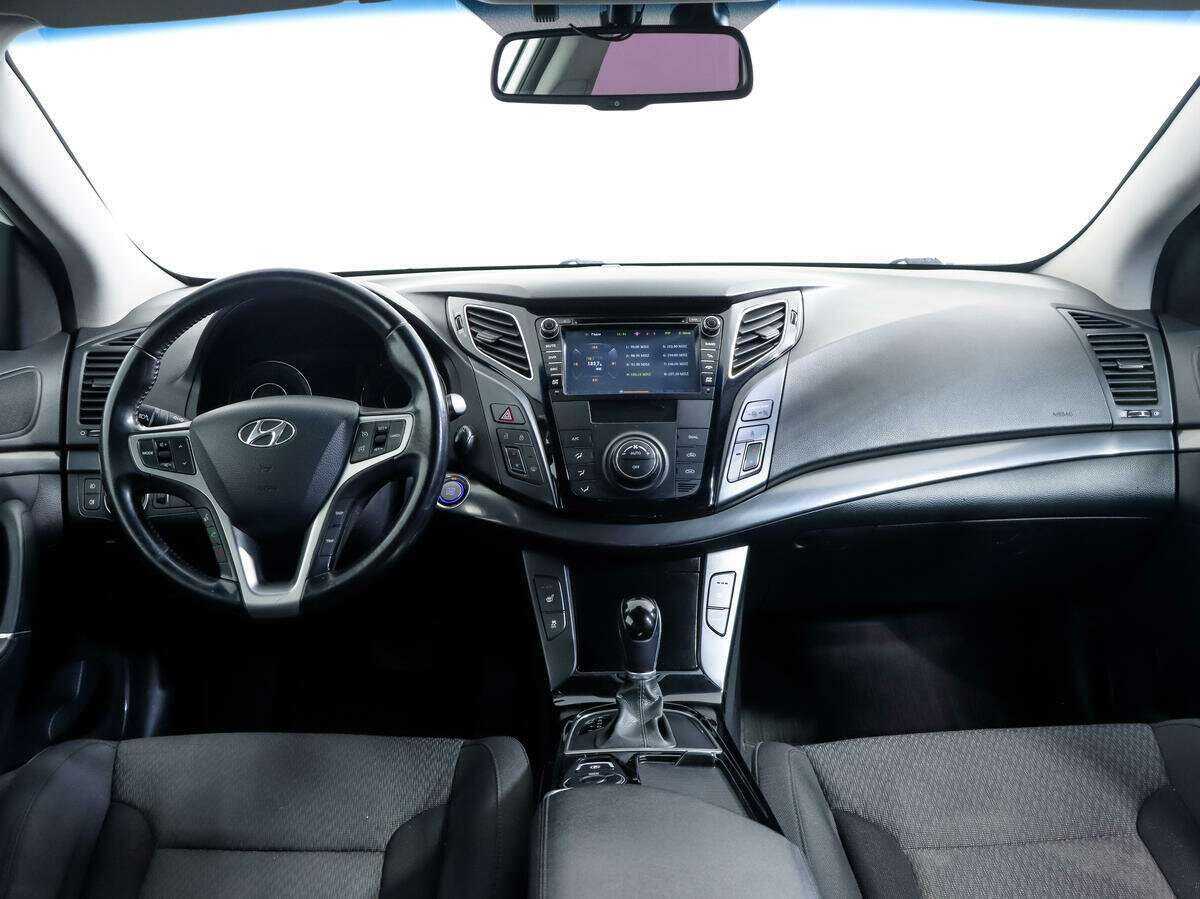 Hyundai i40 с пробегом — 2013 год. Фото: #9