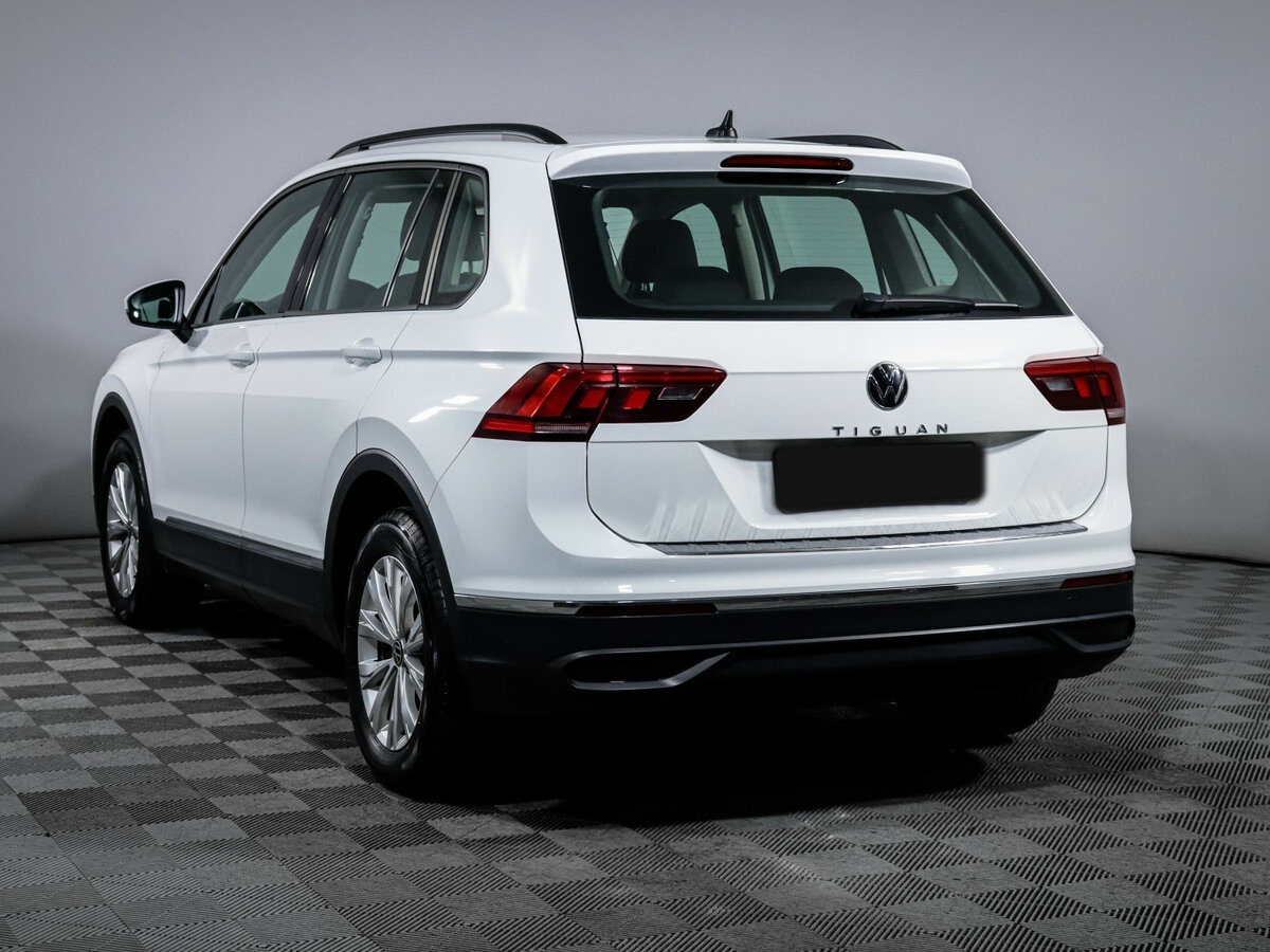 Volkswagen Tiguan с пробегом — 2020 год. Фото: #6