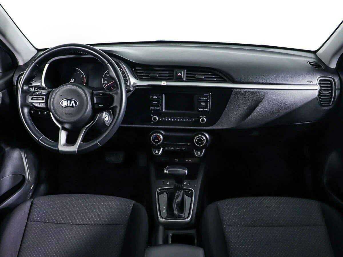Kia Rio с пробегом — 2020 год. Фото: #10