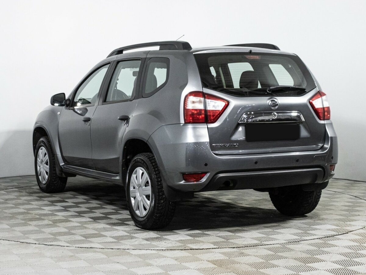 Nissan Terrano с пробегом — 2014 год. Фото: #6