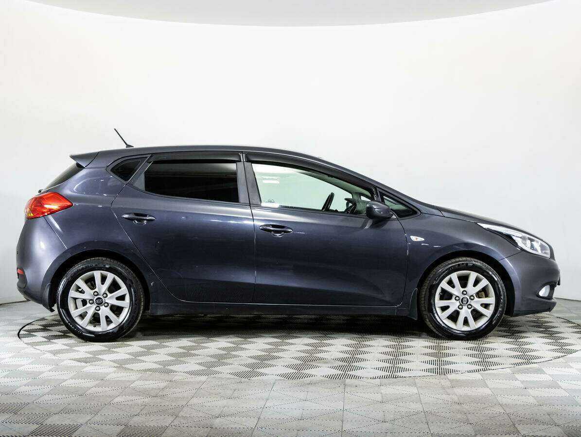 Kia Ceed с пробегом — 2014 год. Фото: #3