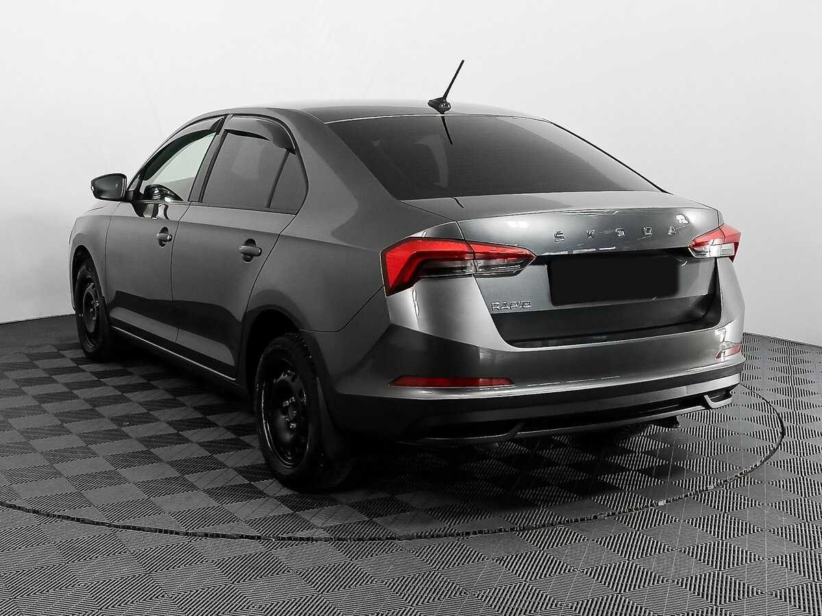 Skoda Rapid с пробегом — 2021 год. Фото: #5