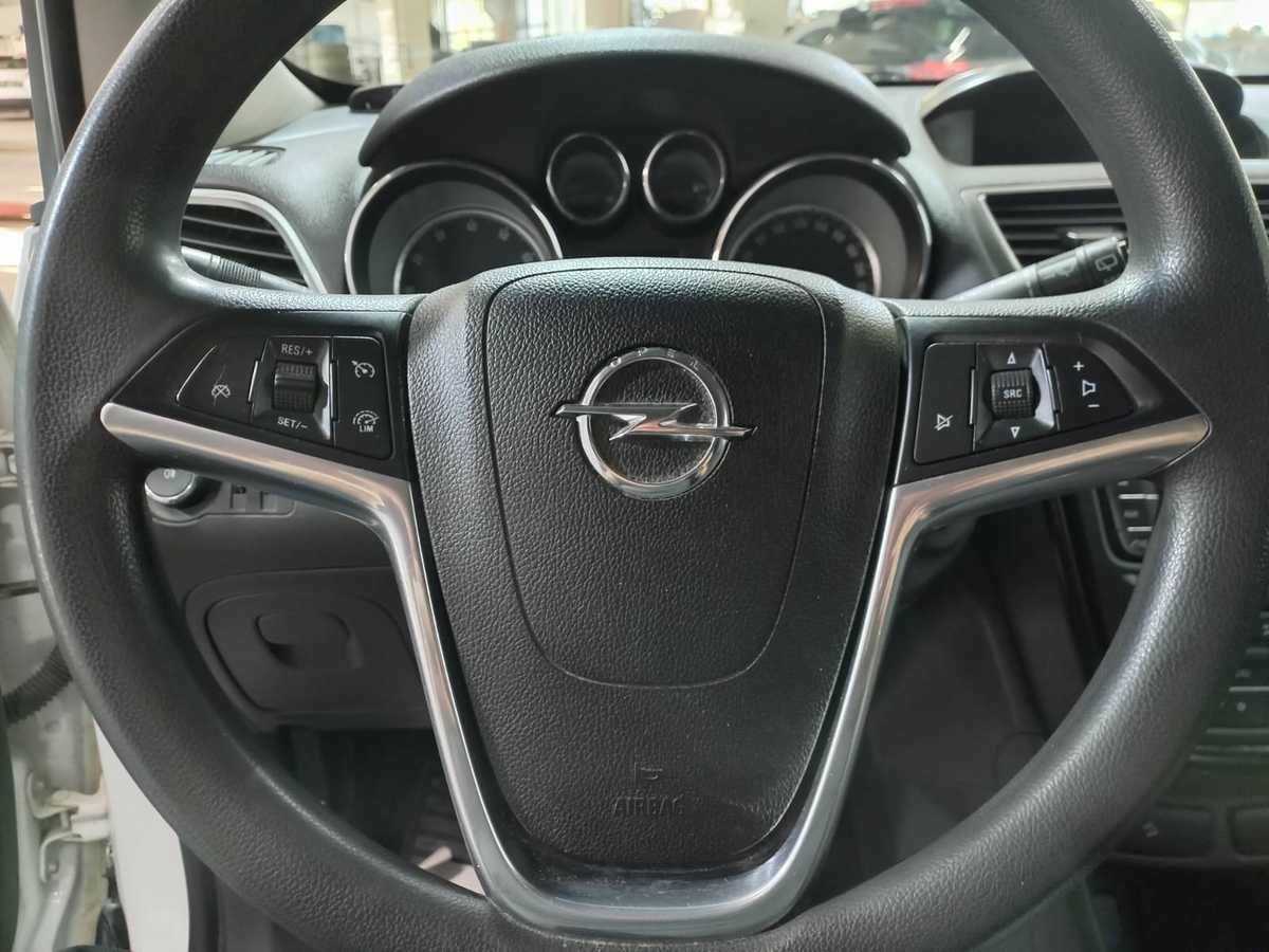 Opel Mokka с пробегом — 2014 год. Фото: #11