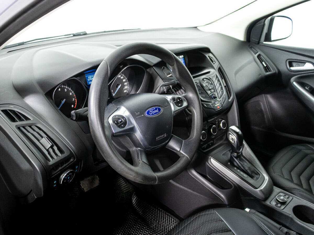 Ford Focus с пробегом — 2012 год. Фото: #10