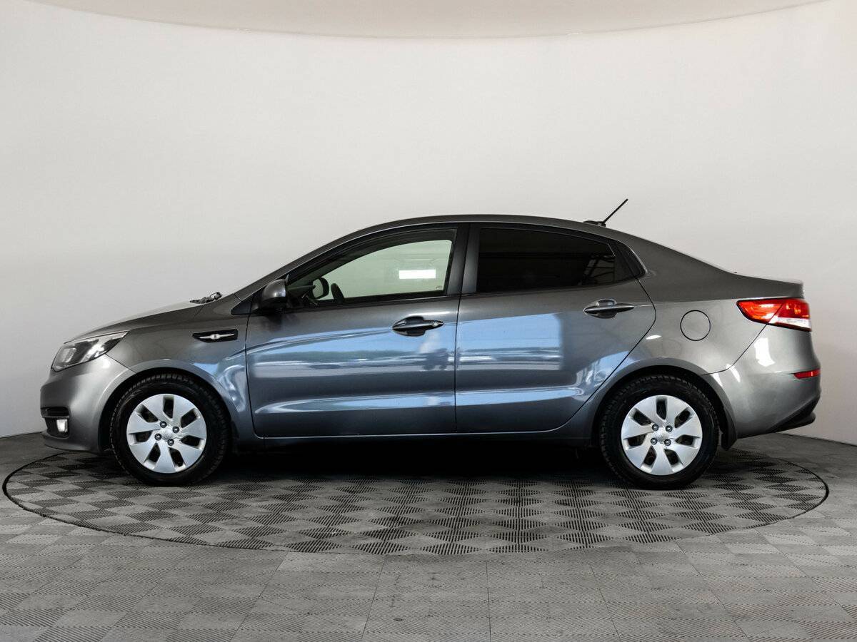 Kia Rio с пробегом — 2017 год. Фото: #7