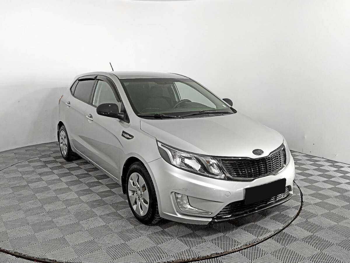 Kia Rio с пробегом — 2012 год. Фото: #2