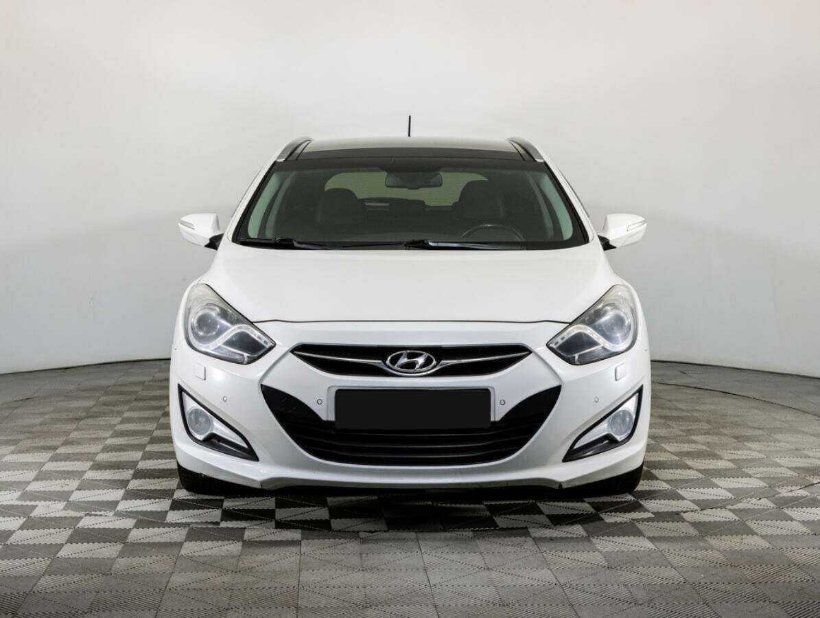 Hyundai i40 с пробегом — 2014 год. Фото: #1