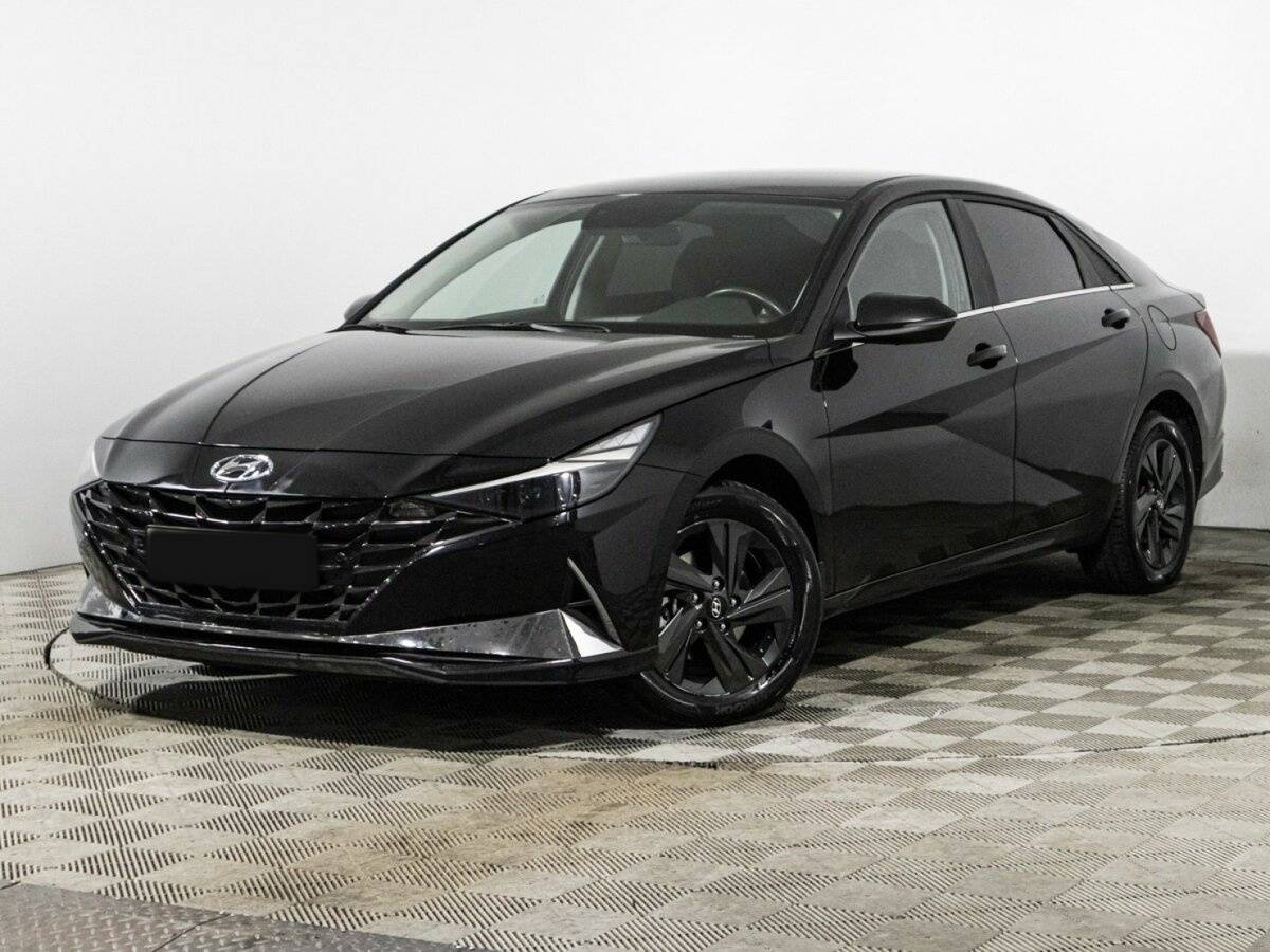Hyundai Elantra с пробегом — 2021 год. Посмотреть фото