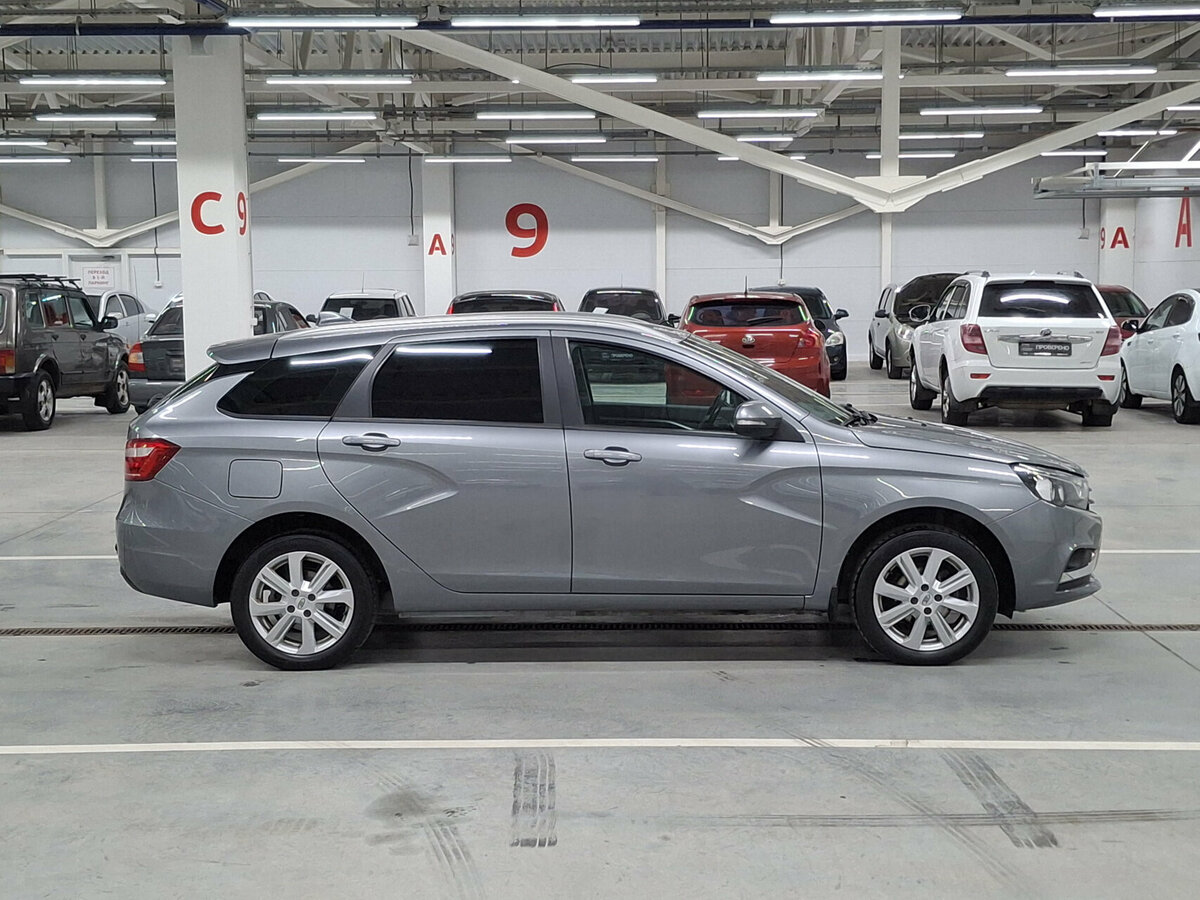 Lada (ВАЗ) Vesta с пробегом — 2021 год. Фото: #3