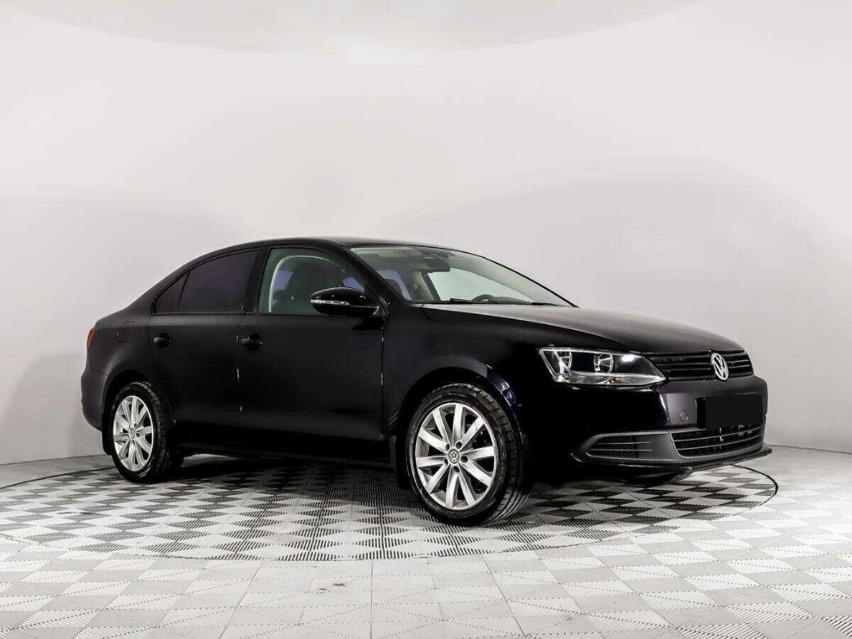 Volkswagen Jetta с пробегом — 2014 год. Фото: #2