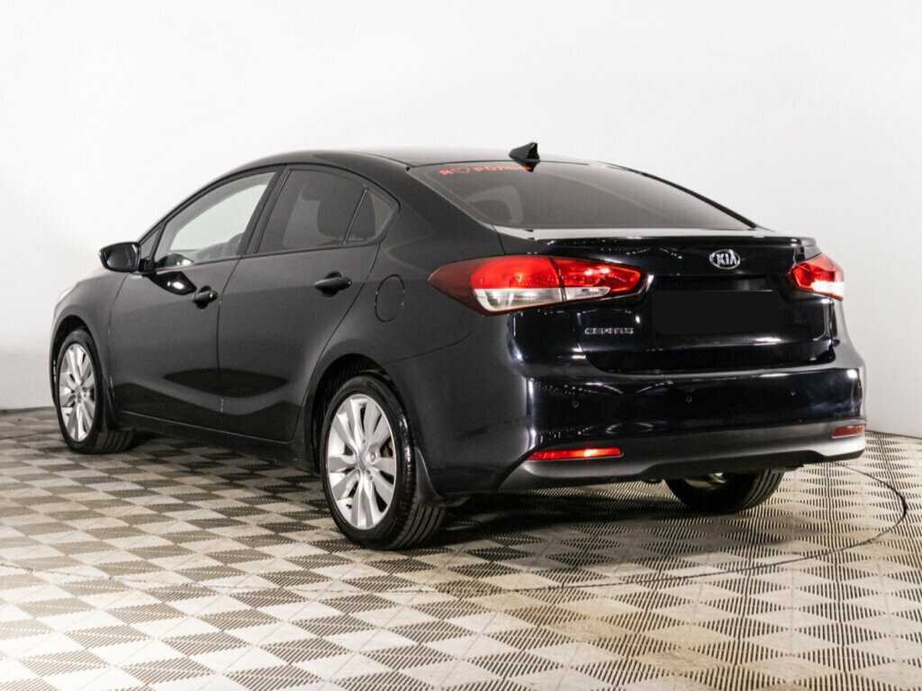 Kia Cerato с пробегом — 2017 год. Фото: #6
