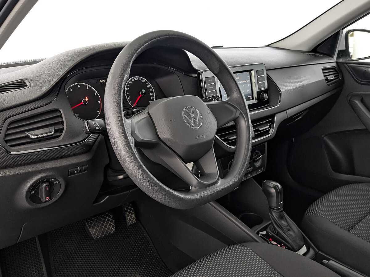 Volkswagen Polo с пробегом — 2020 год. Фото: #10