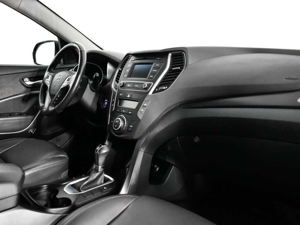 Hyundai Santa Fe с пробегом — 2017 год. Фото: #8