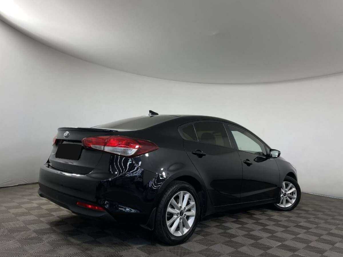 Kia Cerato с пробегом — 2017 год. Фото: #4