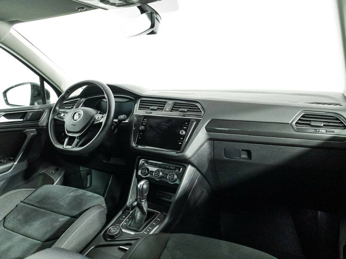 Volkswagen Tiguan с пробегом — 2018 год. Фото: #8