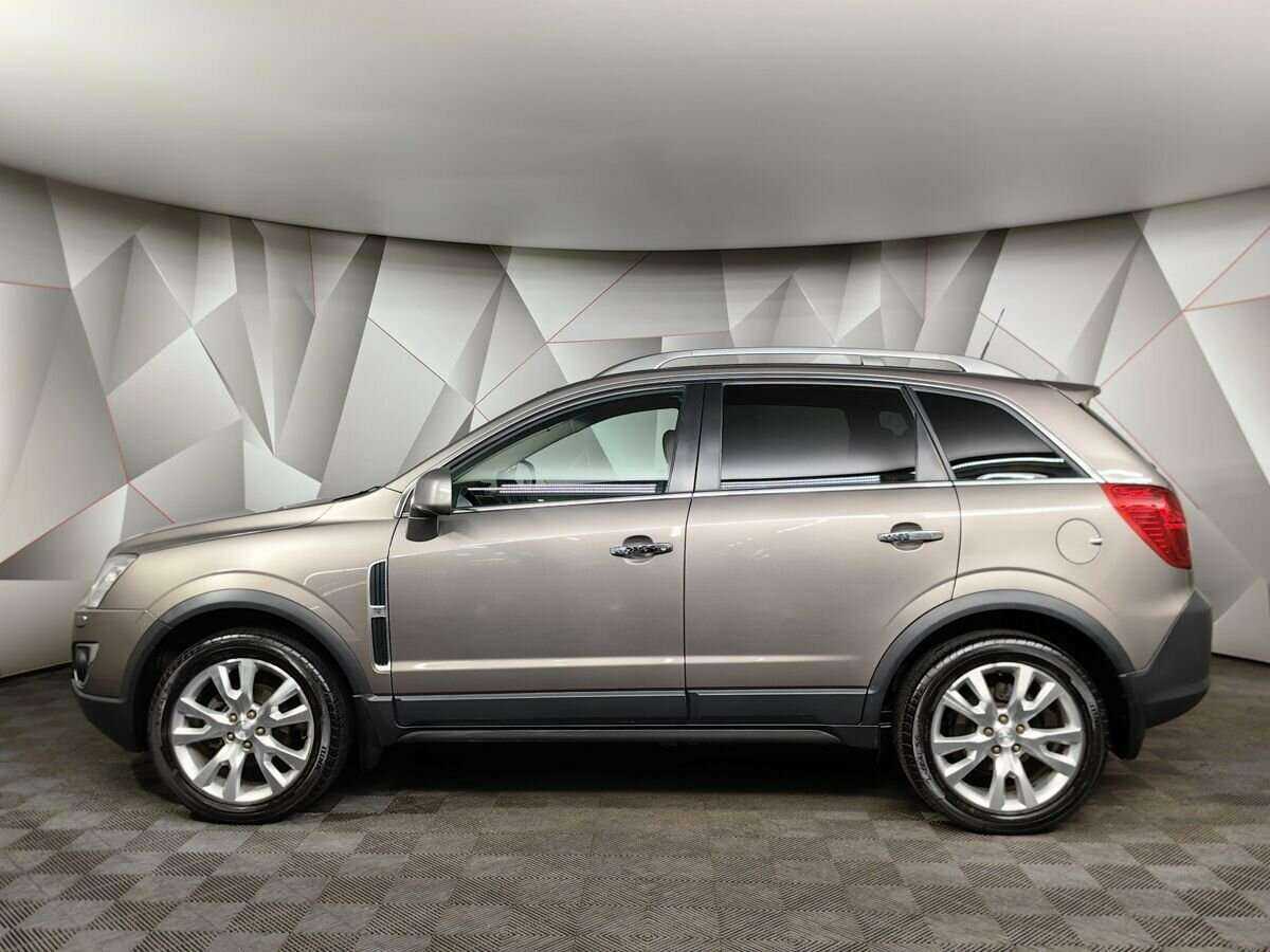Opel Antara с пробегом — 2015 год. Фото: #4