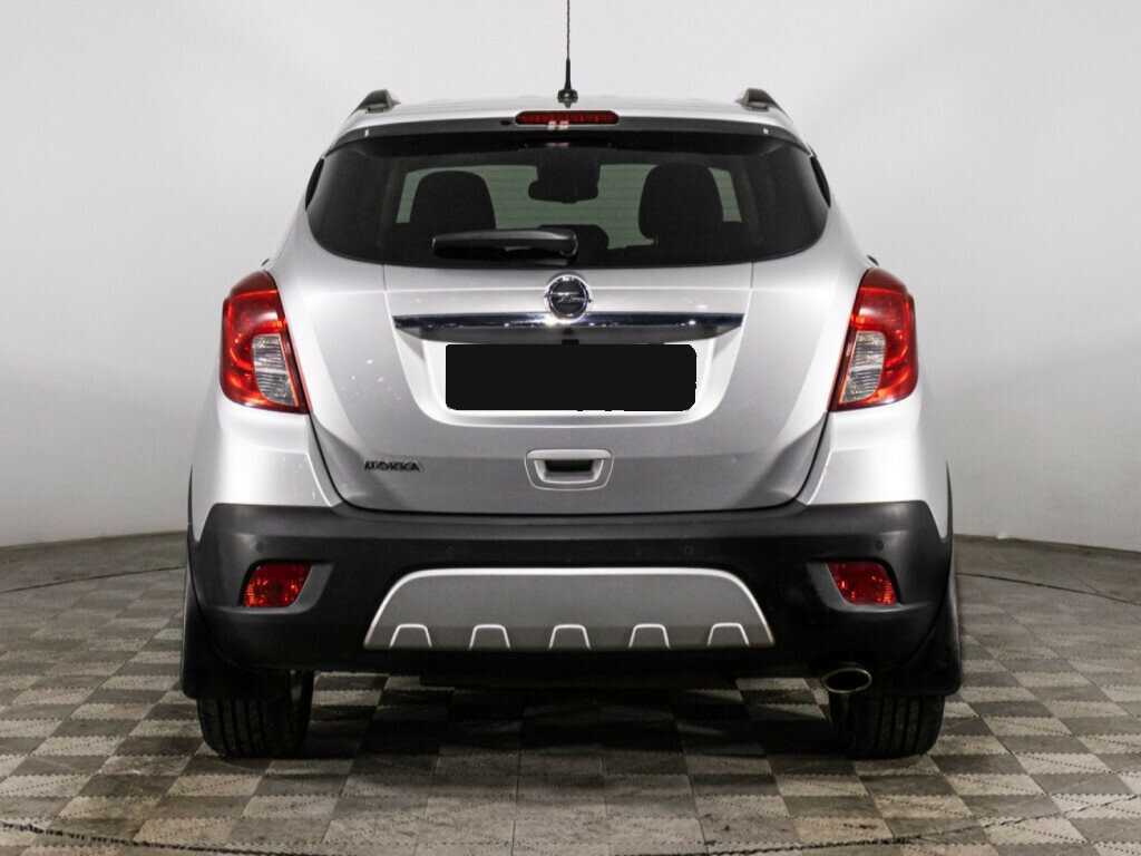 Opel Mokka с пробегом — 2015 год. Фото: #5