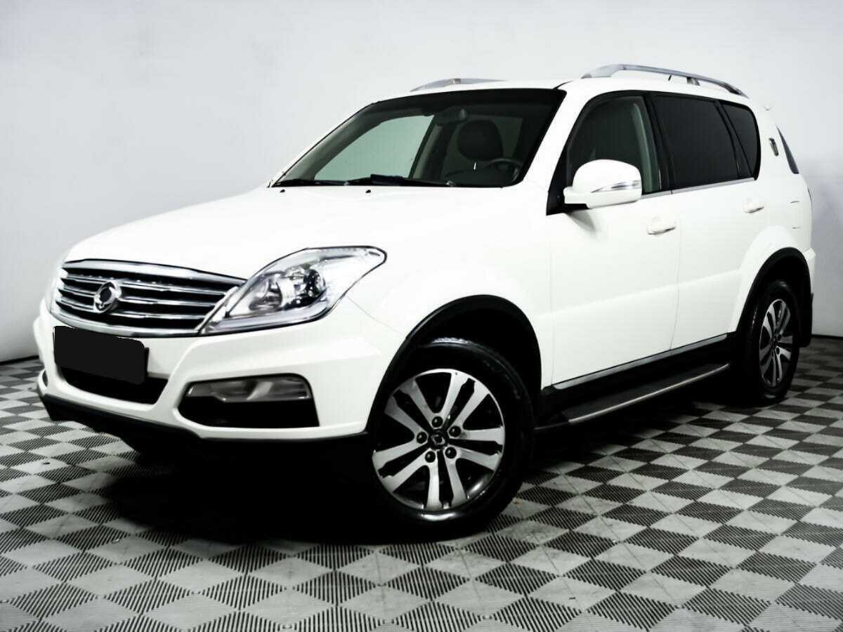 SsangYong Rexton с пробегом — 2013 год. Фото: #0