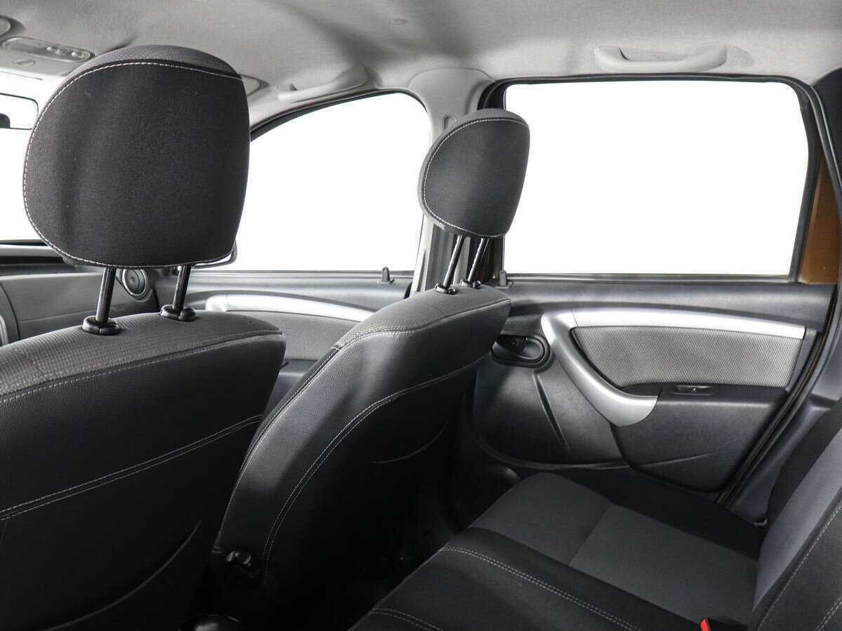 Renault Duster с пробегом — 2013 год. Фото: #7