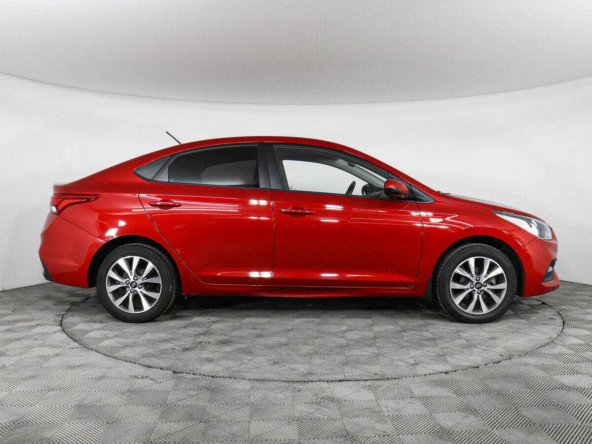 Hyundai Solaris с пробегом — 2019 год. Фото: #3