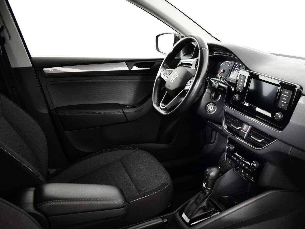 Volkswagen Polo с пробегом — 2020 год. Фото: #8