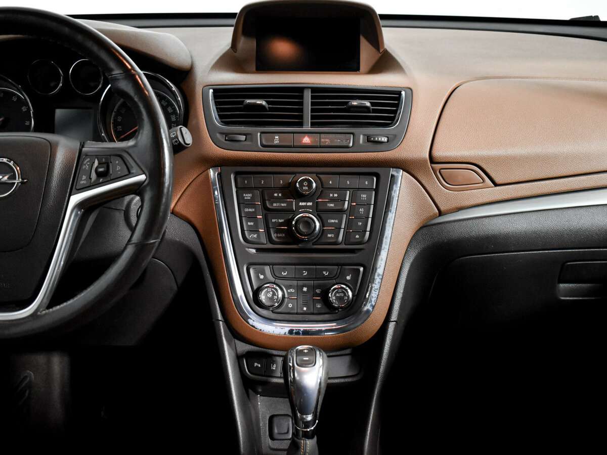 Opel Mokka с пробегом — 2013 год. Фото: #12