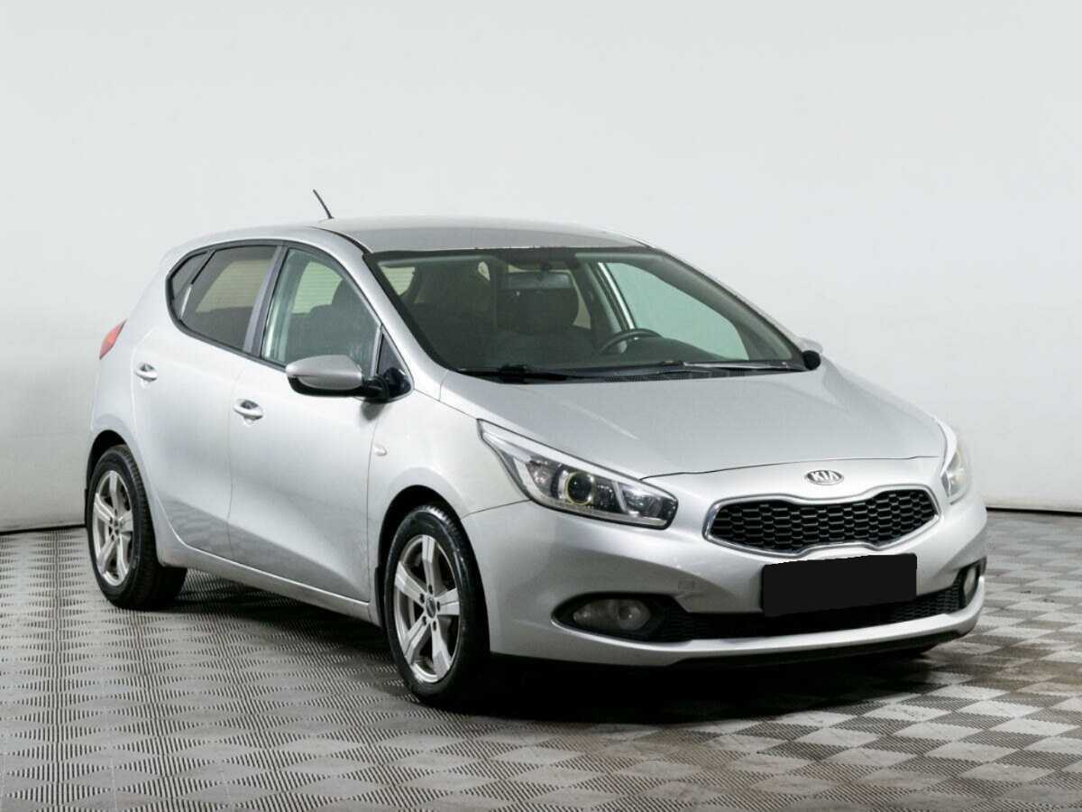 Kia Ceed с пробегом — 2012 год. Фото: #2